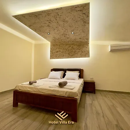 Era Hotel 4*